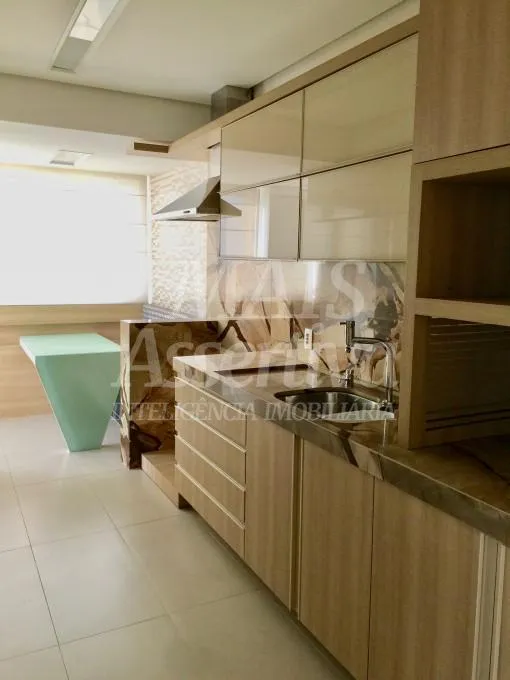 Imagem Apartamento Para Venda Mobiliado e Decorado com 03 dormitórios em Novo Hamburgo - Centro
