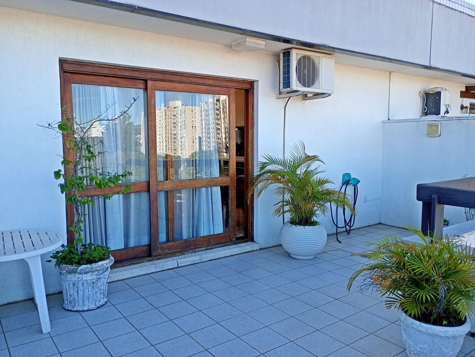 Imagem Cobertura com 2 terraços (norte/sul) no Jardim Lindóia