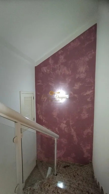 Imagem Casa em Condomínio para Venda em Teresópolis / RJ no bairro Cascata dos Amores