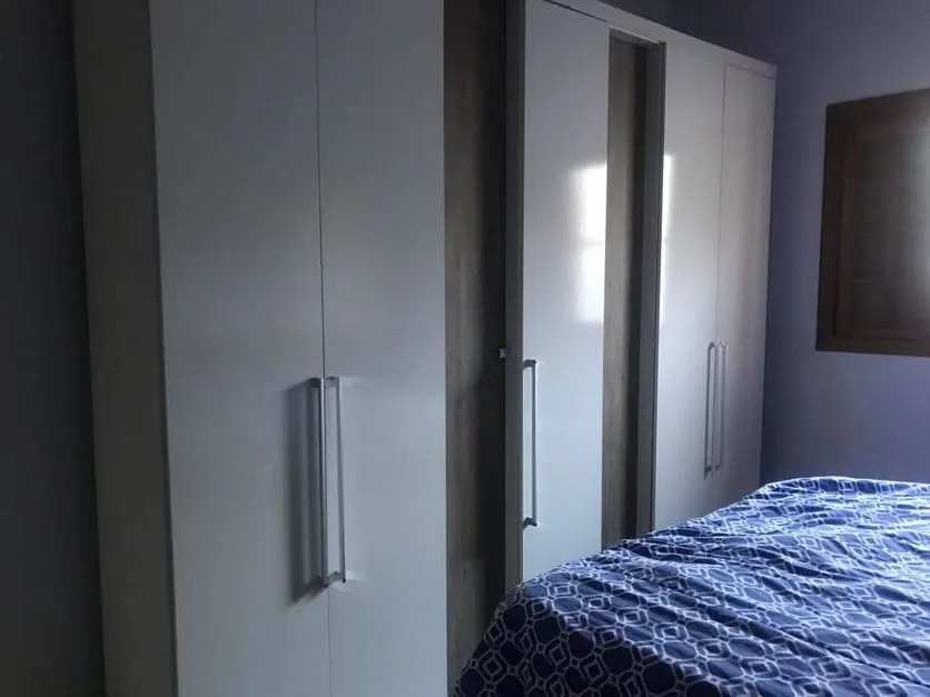 Imagem Casa à venda 2 Quartos, 1 Suite, 5 Vagas, 200M², Loteamento Residencial e Comercial Araguaia, Pindamonhangaba - SP