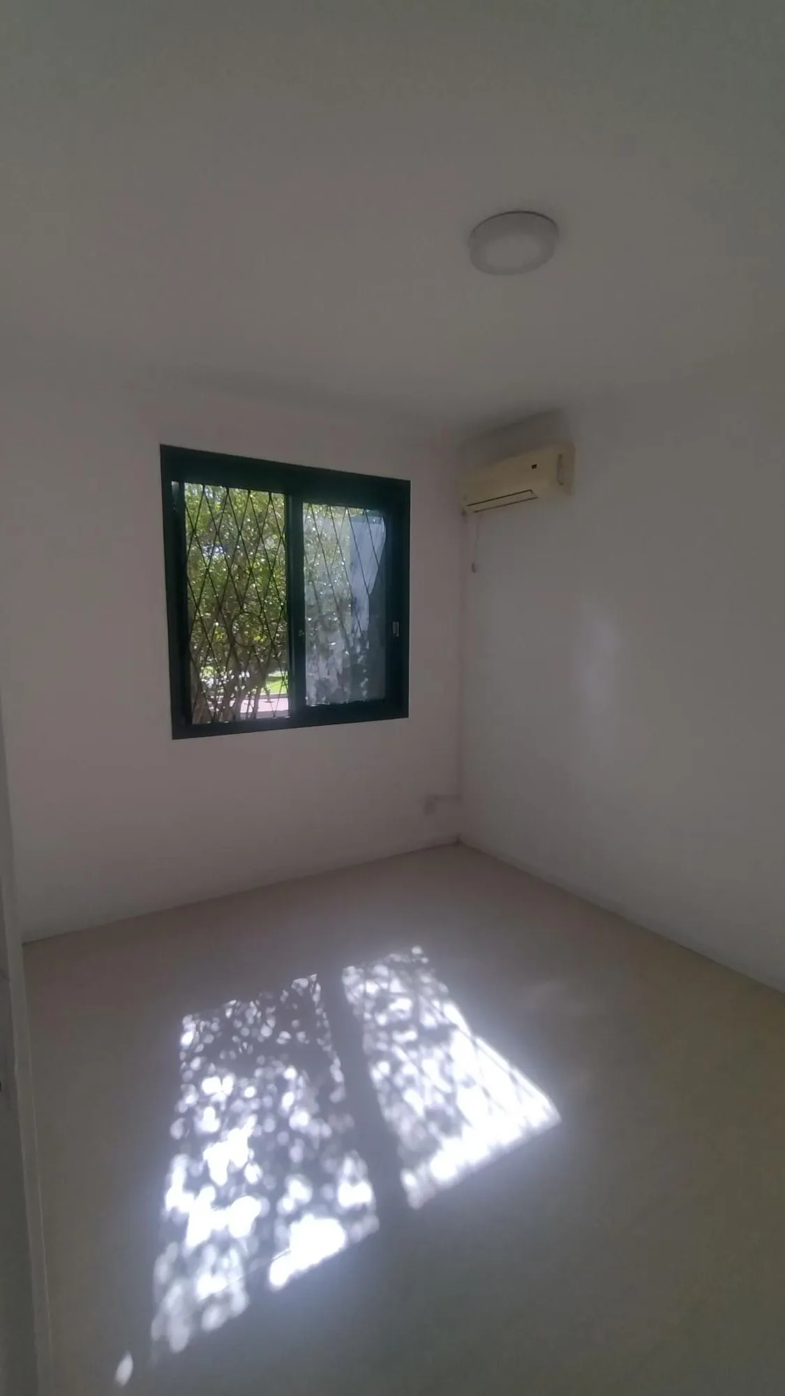 Imagem Apartamento 2 dormitórios com sacada no Partenon