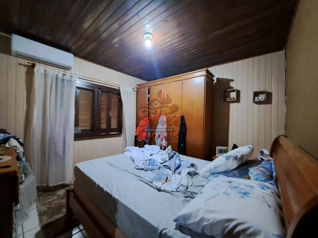 Imagem Casa 3 dormitórios de esquina em Albatroz