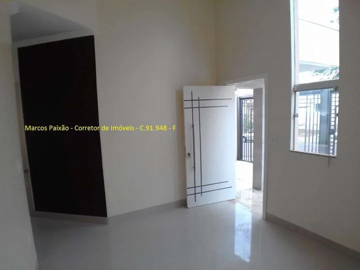 Imagem Casa com 3 Quartos à Venda, 193 m² em Parque Residencial Jardins - Presidente Prudente