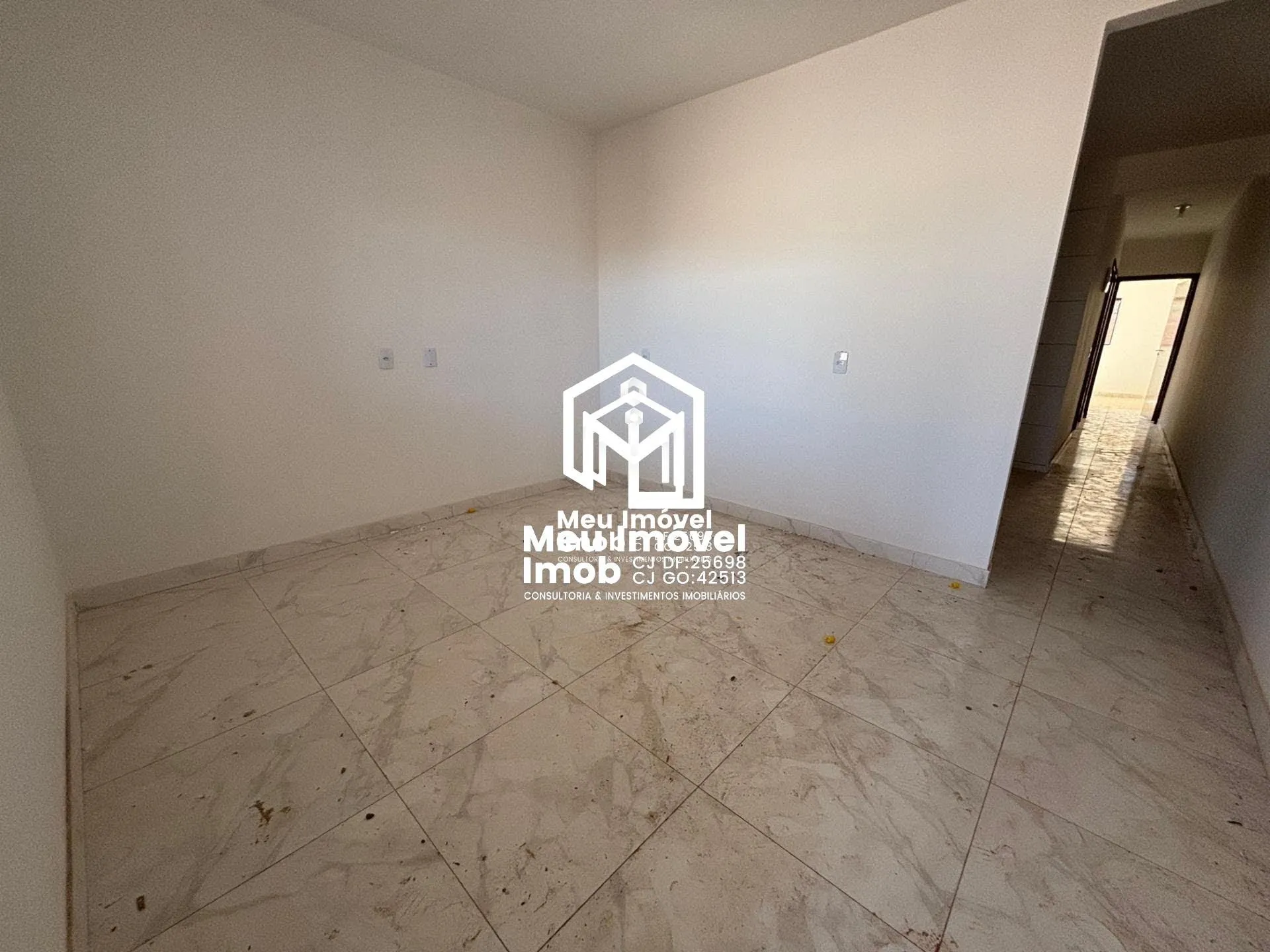 Imagem Casa 2 Quartos 1 Suíte 3 Vagas 82m² Luziânia/GO