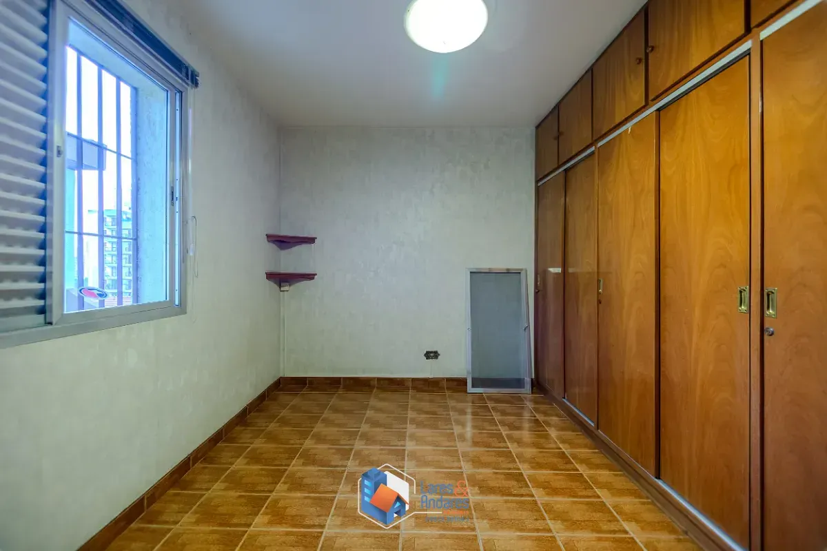 Imagem Sobrado para venda em Bosque da Saúde com 2 quartos, 183m²