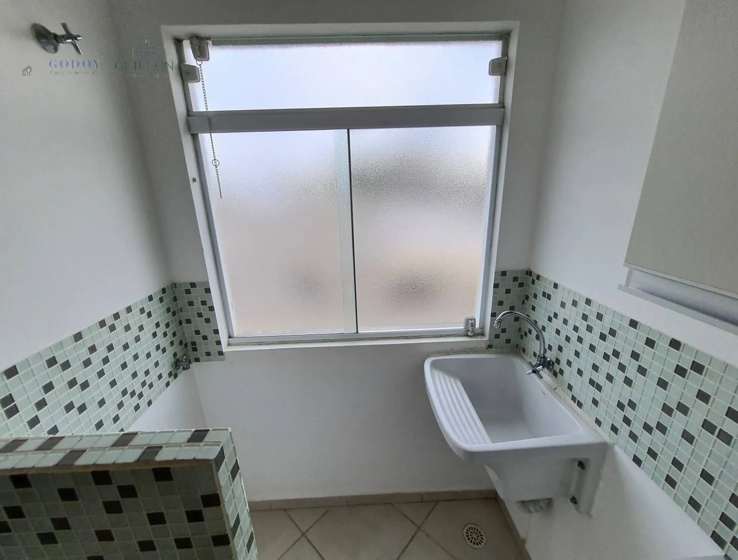 Imagem Apartamento à venda 1 Quarto, 1 Suite, 1 Vaga, 54M², Santana, Pindamonhangaba - SP | Edifício Padrão Centro