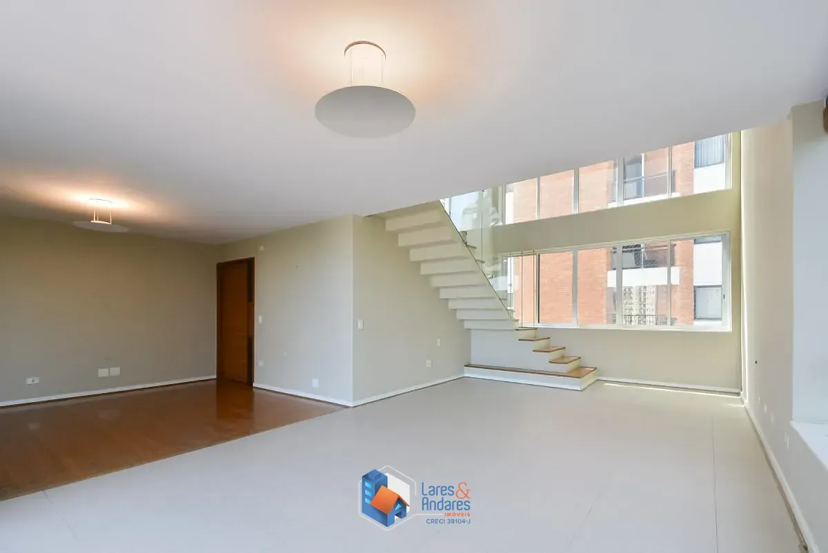 Imagem Duplex para venda em Higienópolis com 3 quartos, sendo 3 suítes, 285m²