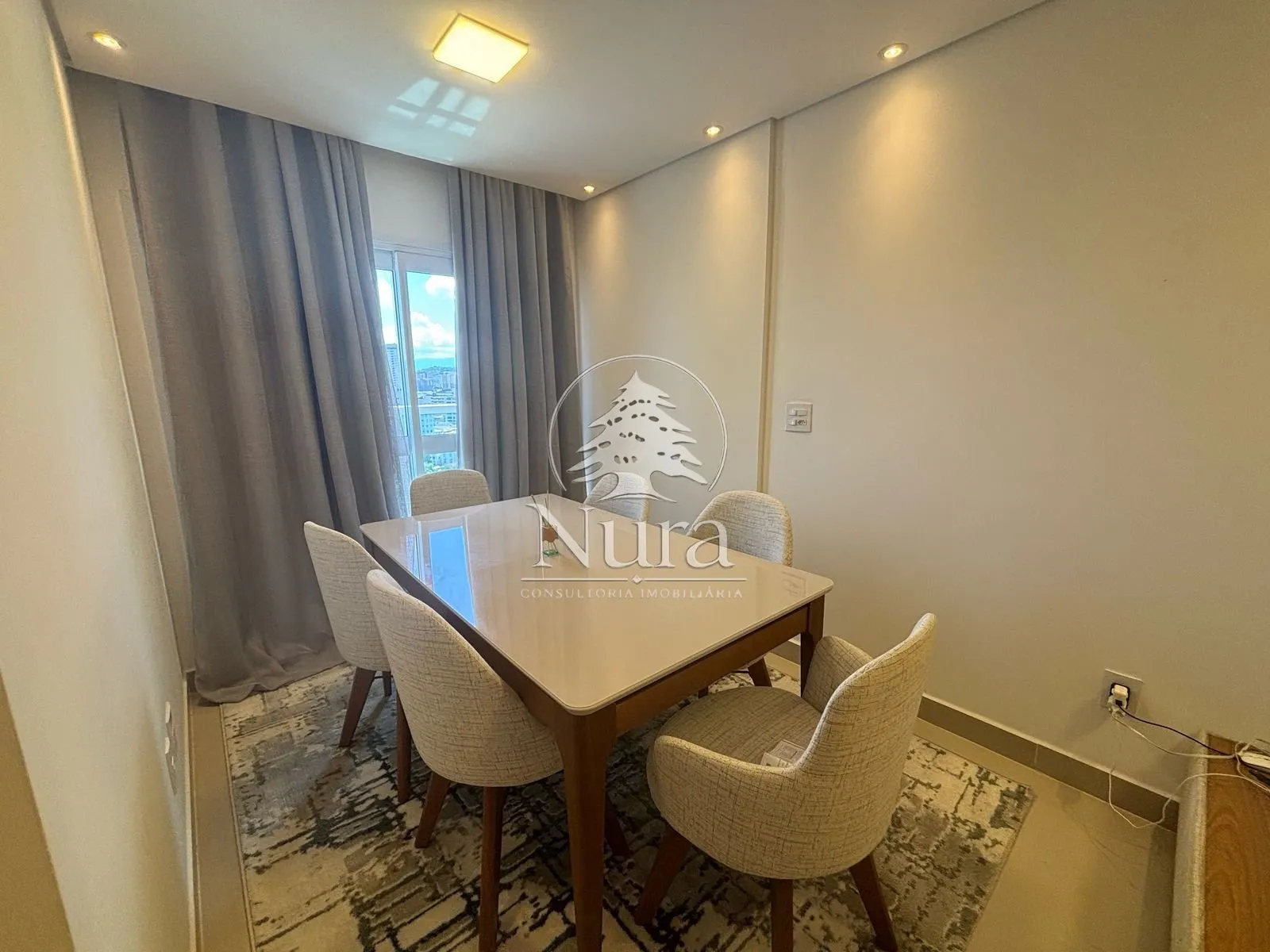 Imagem Apartamento de 2 quartos, 65m² no bairro Embaré, em Santos