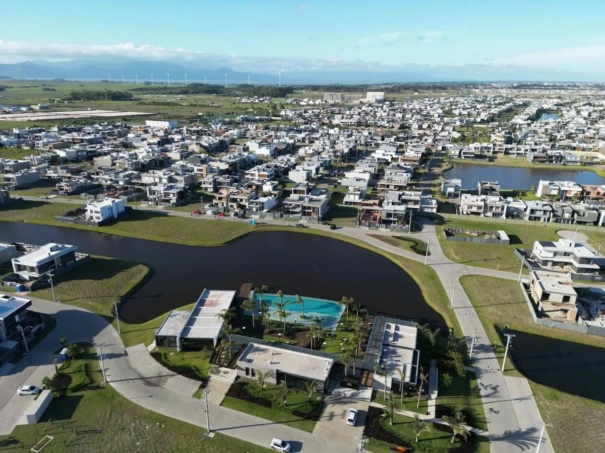 Imagem Lote Beira Lago no Sunset