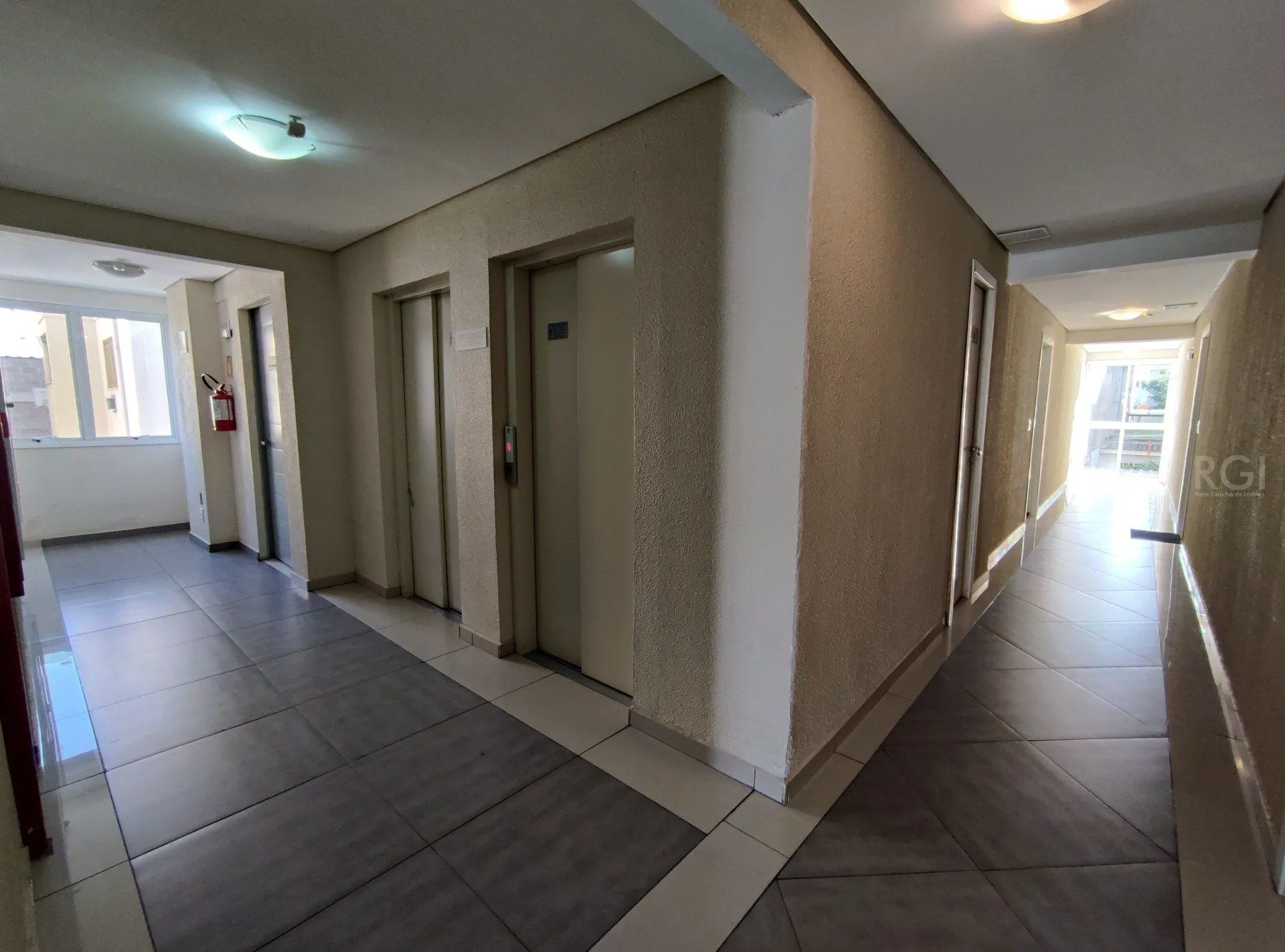 Imagem Apartamento para Venda - 40m², 1 dormitório, 1 vaga - Partenon