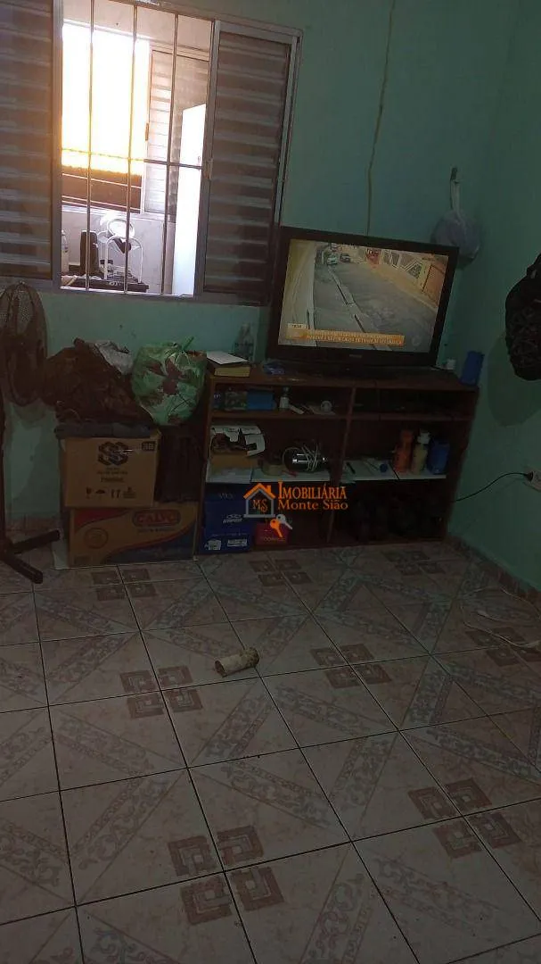 Imagem Sobrado com 12 dormitórios à venda, 375 m² por R$ 350.000,00 - Taboão - Guarulhos/SP