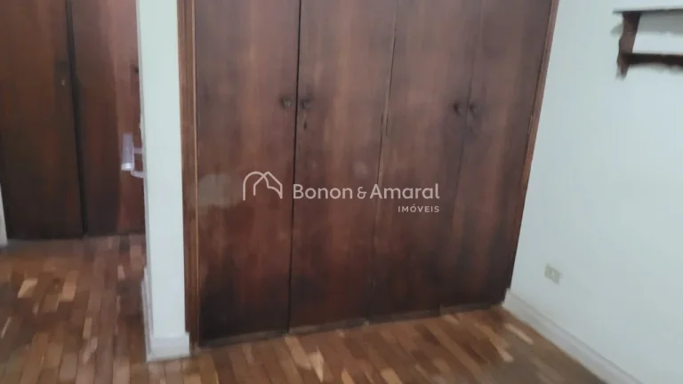 Imagem Excelente oportunidade para morar em um dos bairros mais nobres da cidade. Este apartamento conta co...