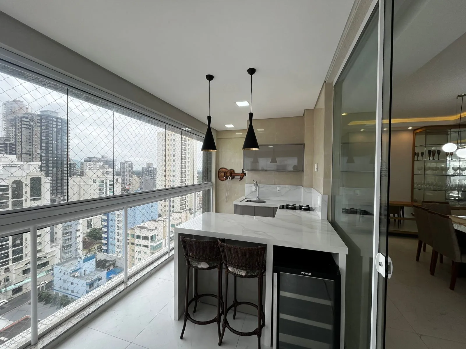 Imagem Apartamento com vista para o mar à venda com 161m2 por R$ 2.890.000,00