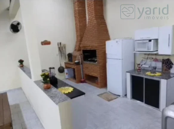 Imagem Chácara à venda em Jundiaí-SP, bairro Ivoturucaia: 2 quartos, 1 suíte, 1 sala, 2 banheiros, 259m². Aproveite essa oportunidade!