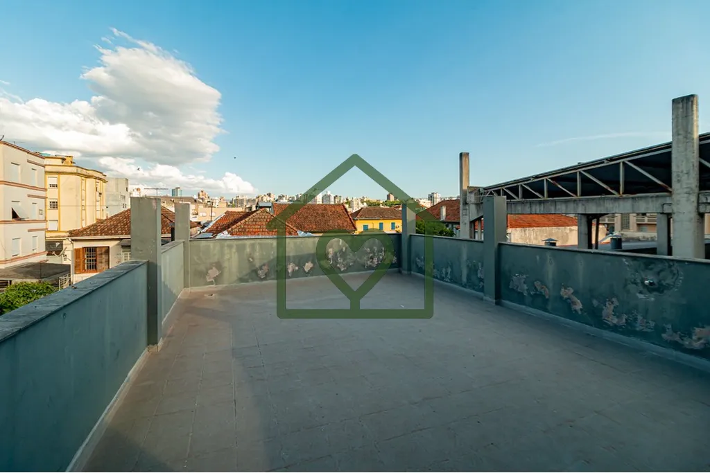 Imagem Apresento um excelente imóvel comercial e residencial localizado na Av. Pará, a apenas meia quadra...