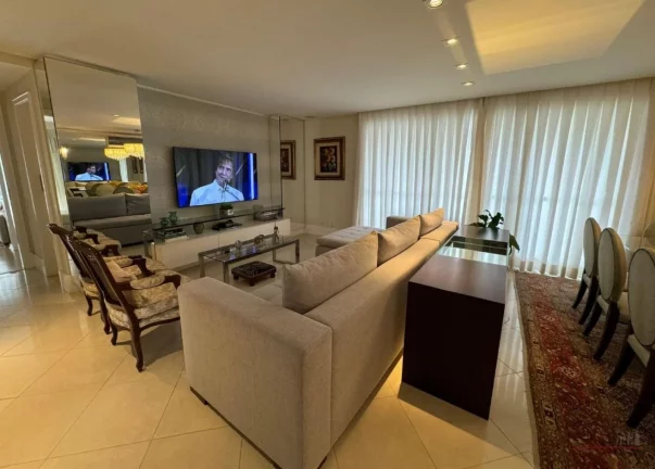 Imagem Excelente apartamento situado no coração de Florianópolis, oferecendo uma combinação única de ...