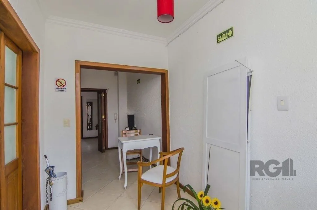 Imagem Excelente casa de 116m² com 2 dormitórios no bairro Cidade Baixa.