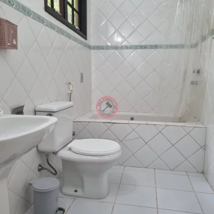 Imagem CASA NA CIDADE JUNTO A NATUREZA COM 2 SUITES GRANDES AREA GOURMET, ACEITA PERMUTA COMO PARTE DE PAGAMENTO EM SAO PAULO