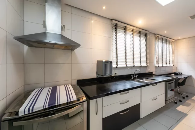 Foto do imóvel Apartamento com 3 Quartos à Venda, 162 m² em Rua Doutor Guilherme Bannitz, 55 - Itaim Bibi, São Paulo - SP