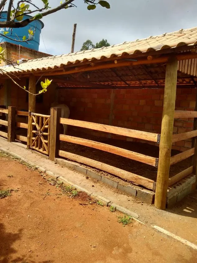 Imagem Vendo linda chácara em Crucilândia/MG com 1.200 m² de área total