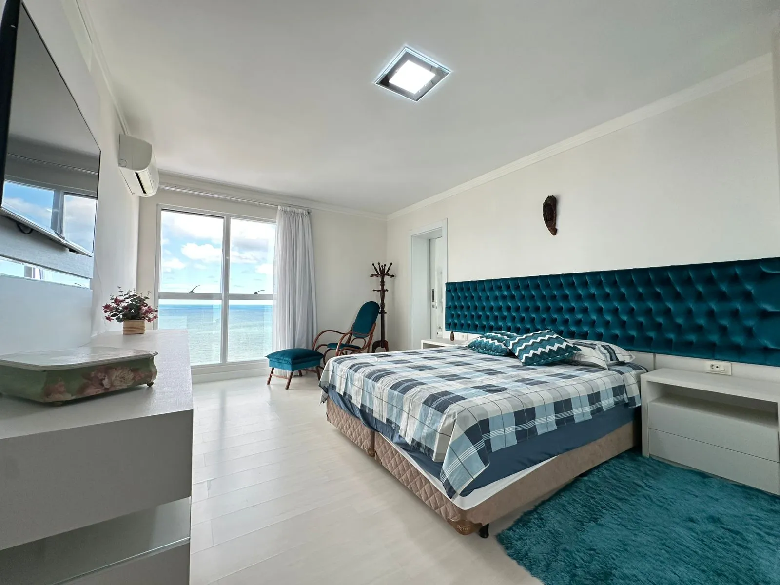 Imagem Apartamento com vista para o mar à venda com 202m2 por R$ 4.800.000,00