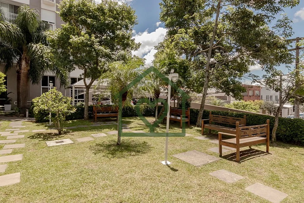 Imagem Descubra o seu novo lar perfeito em Porto Alegre! Localizado na charmosa Rua Limoeiro, no bairro Cri...
