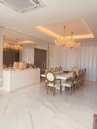Imagem Casa Alto Padrão à Venda em Alphaville Salvador I | 5 Suítes | Porteira Fechada | Área Gourmet | Piscina