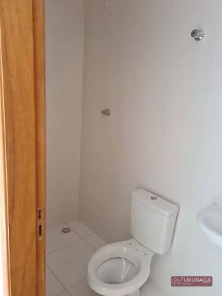 Imagem Apartamento com 2 quartos para alugar, 40 m² por R$ 1.677/mês - Vila Galvão - Guarulhos/SP