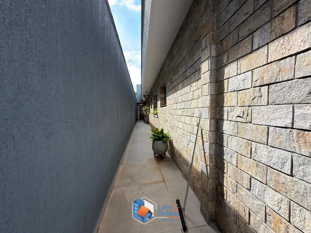 Imagem Casa para venda em Vila Mazzei com 3 quartos, sendo 1 suíte, 177m²