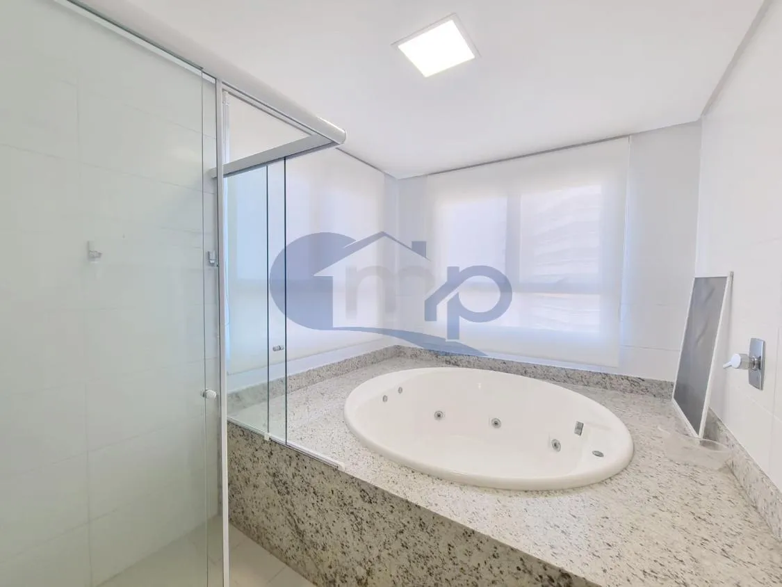 Imagem Apartamento á venda com 4 suítes no Predial em Torres/RS