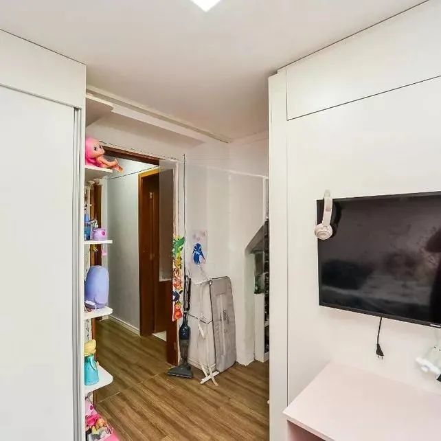 Imagem Casa em Condomínio com 3 Quartos, Piscina, Quintal e 2 Vagas