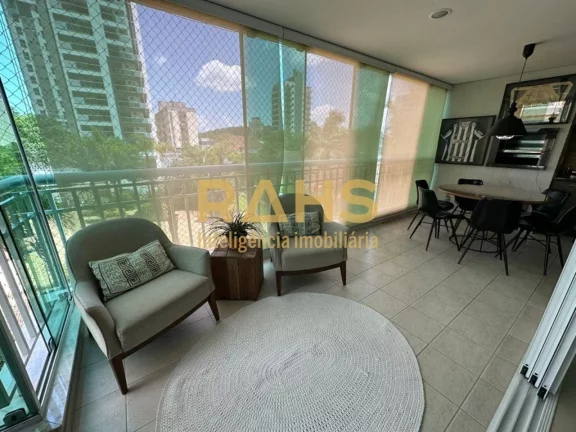 Apartamento a Venda no condomínio Helbor Victoria Home Club - Impecável Com 162m² privativos, 3 s...