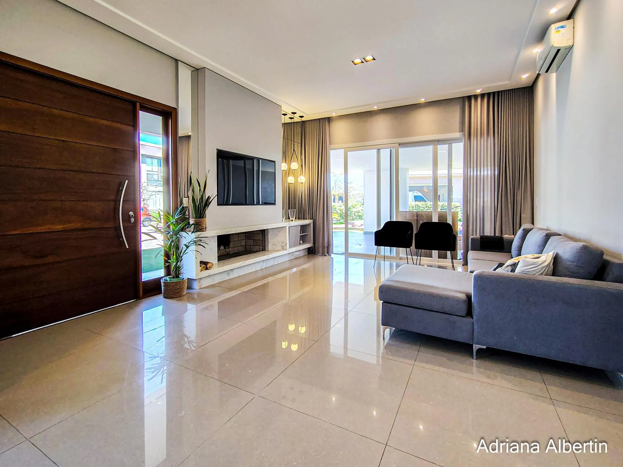 Imagem Casa no Alphaville - Porteira Fechada