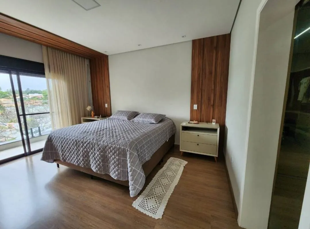 Imagem Lindo Sobrado Mobiliado no Cond. Villa Verona - 285m² com 3 Suítes