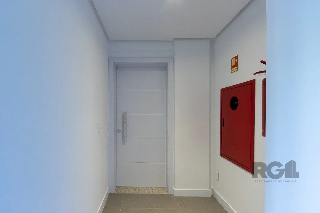 Imagem Apartamento para Venda - 143.36m², 3 dormitórios, sendo 1 suites, 2 vagas - Tristeza