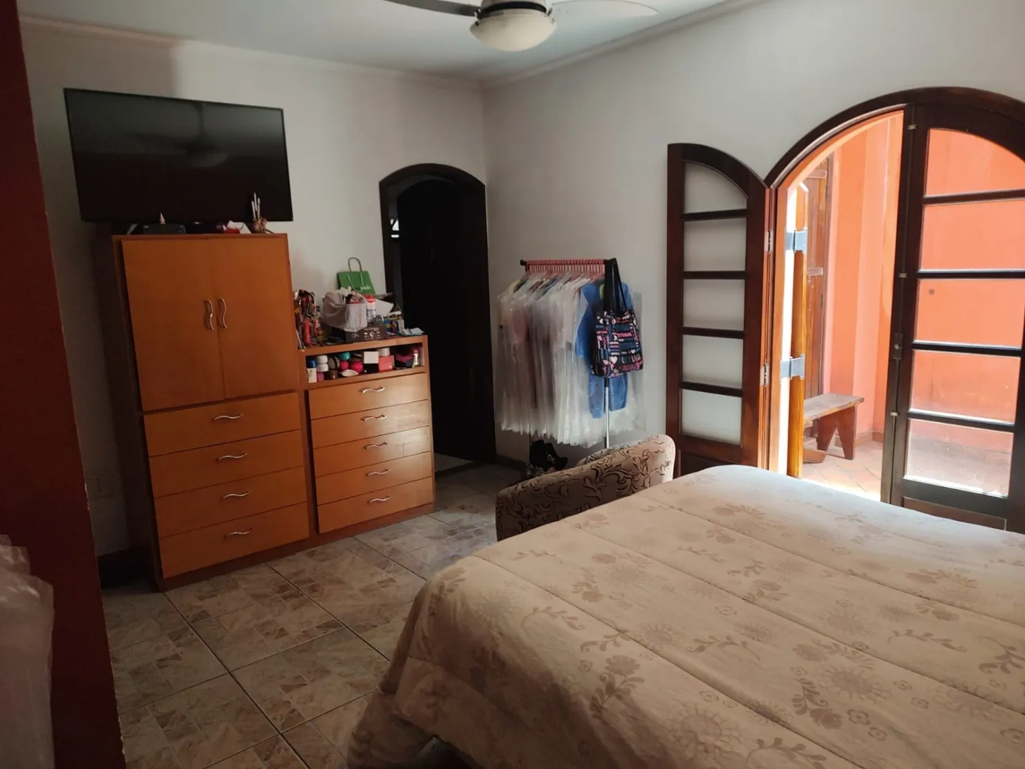 Imagem Casa à venda 3 Quartos, 2 Suites, 3 Vagas, 250M², Vila São Geraldo, Taubaté - SP