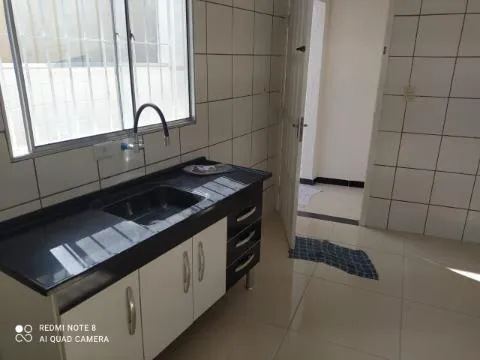 Imagem VENDA DE SOBRADO NO JARDIM NOVA ITAQUÁ, EM ITAQUAQUECETUBA/SP, 70m² com 2 quartos, sala de estar, quintal e garagem para 01 auto. CONSULTE-NOS.