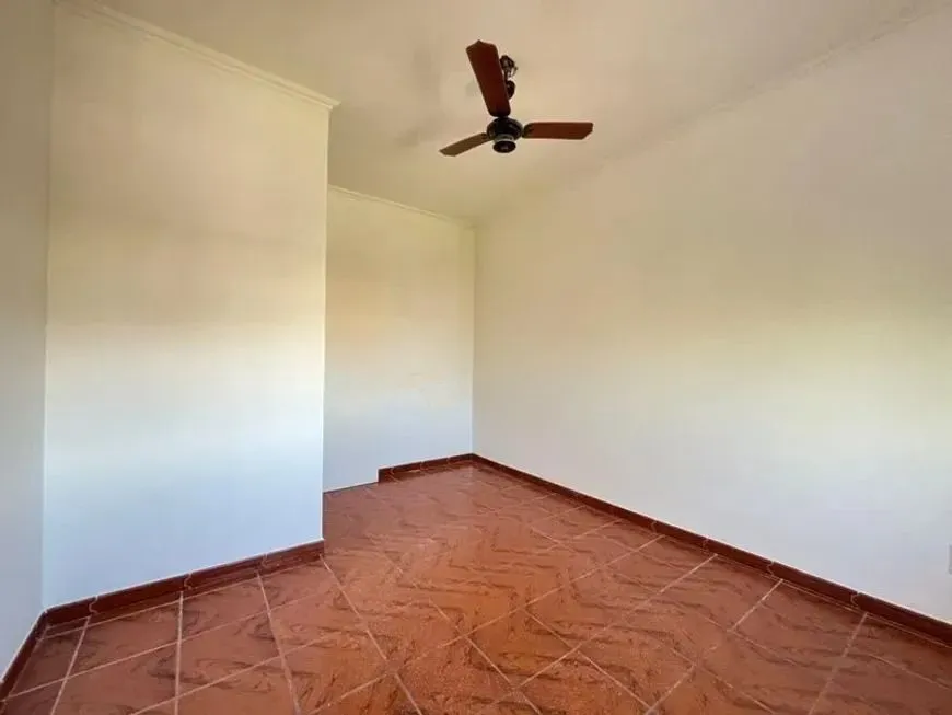 Imagem Casa para venda no bairro Medianeira | 3 dormitórios | Pátio amplo | Espaço gourmet | 298m² | Porto Alegre
