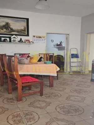 Imagem Terreno com 4 casas em Osasco: 355m², 9m frente, desocupado