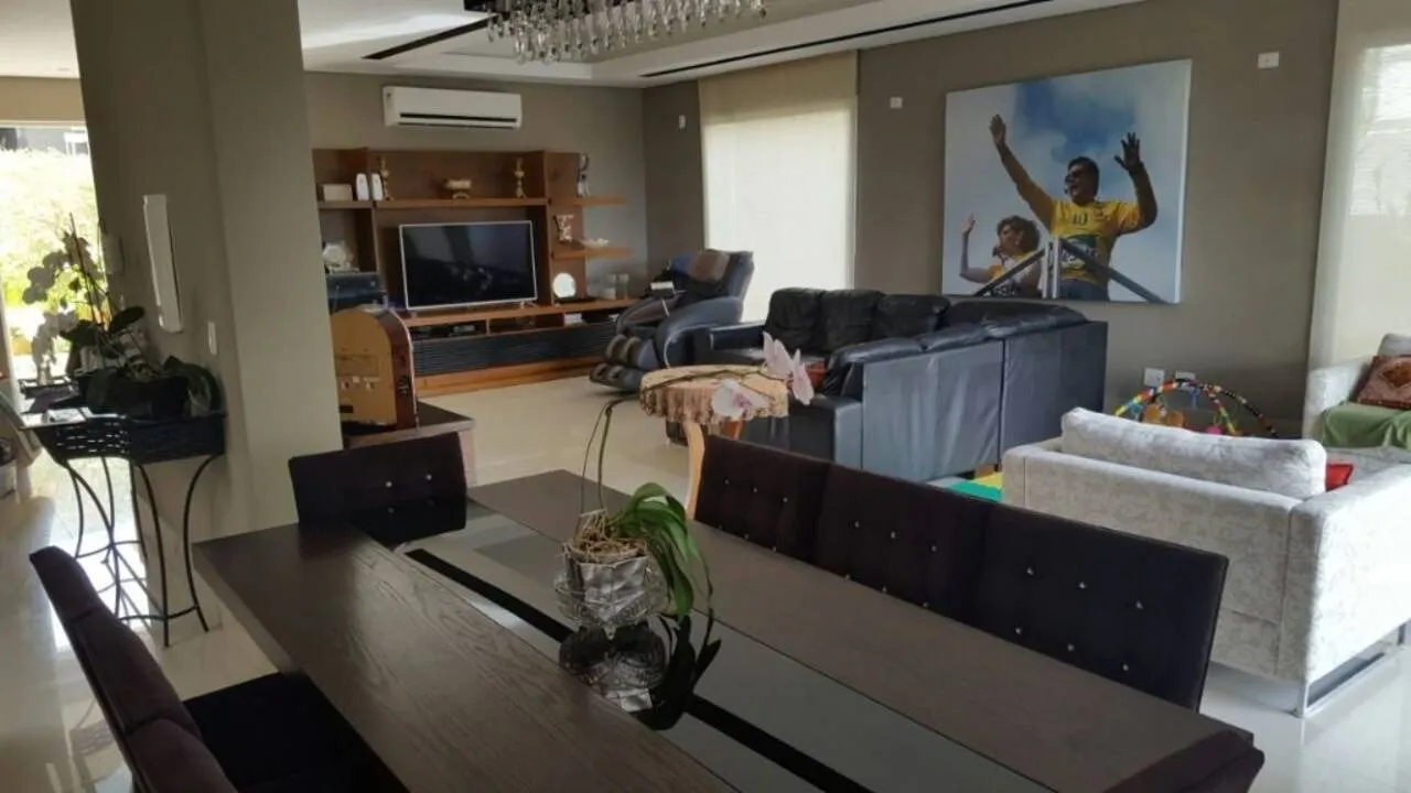 Imagem Casa para venda e aluguel em condomínio Burle Marx