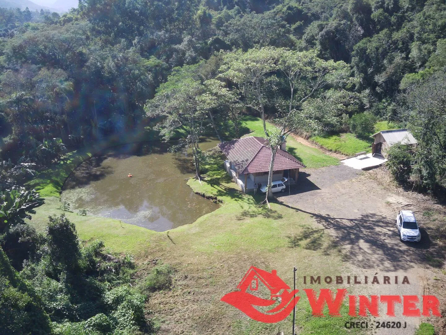 Imagem Chácara com 3 hectares, casa e açude.