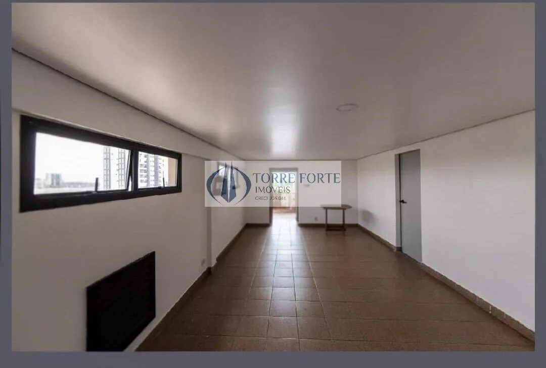 Imagem Apartamento 156 m², 4 dormitórios, 1 suíte com banheira , 2 garagens