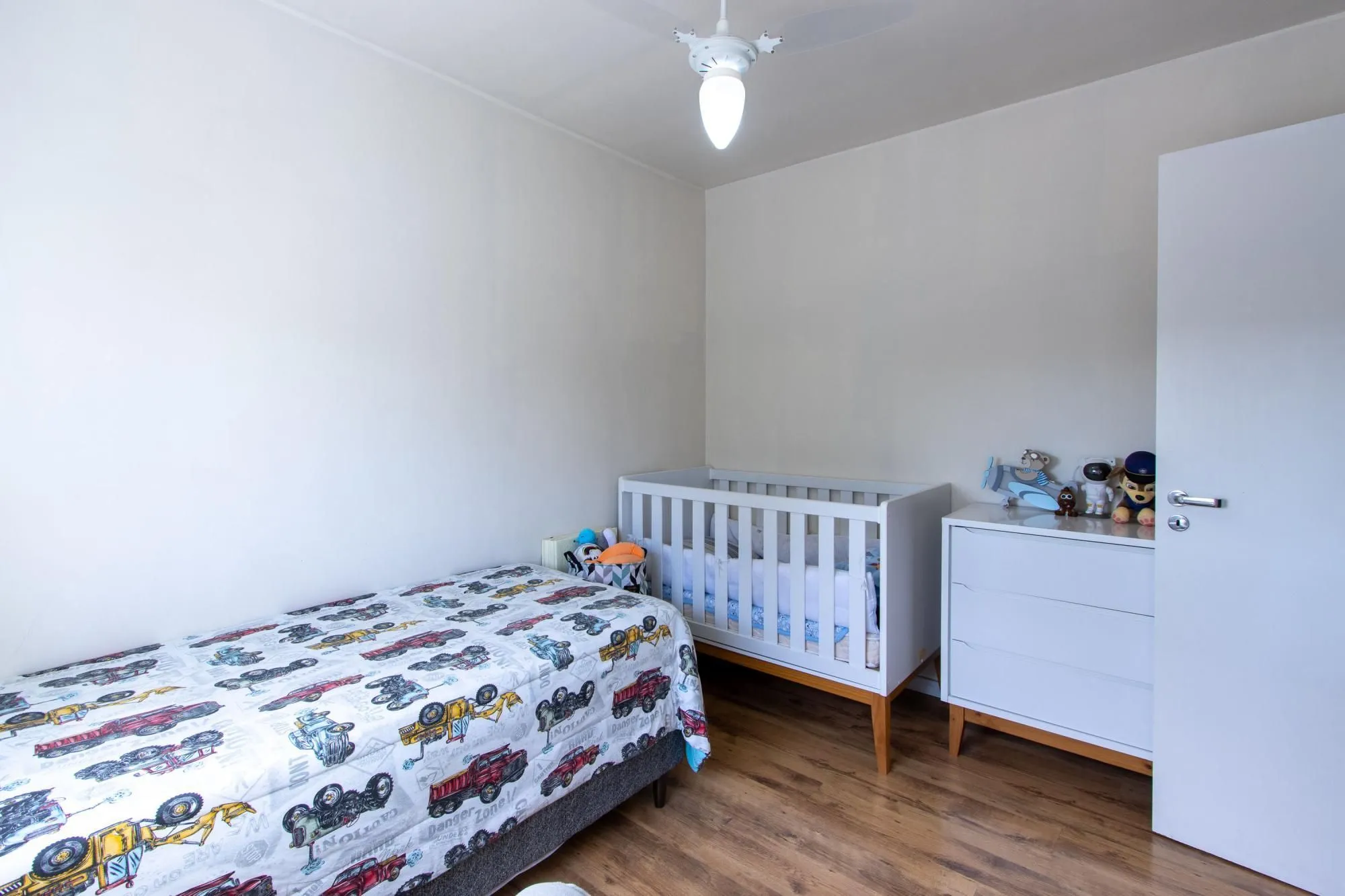Imagem Lindo apartamento de 3 dormitórios, sendo 1 com suíte
