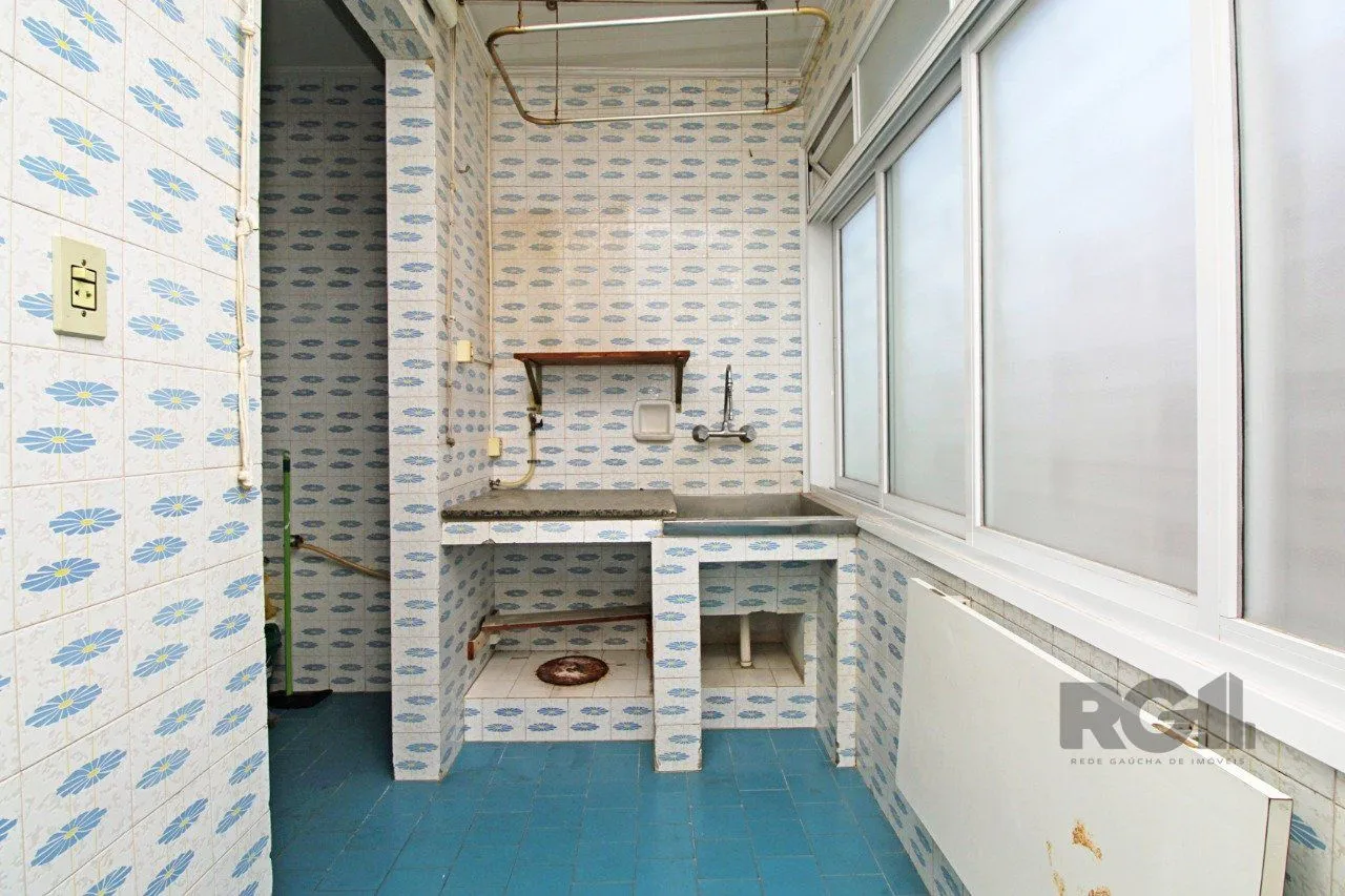 Imagem Venda Apartamento de três dormitórios, 01 vaga de garagem, com elevador