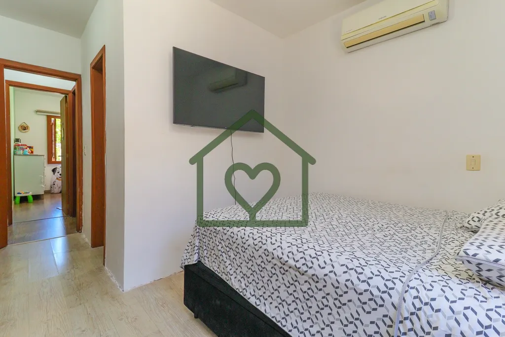 Imagem Casa no Residencial Parque Guadalupe entre a Sociedade Hípica de Porto Alegre e Sociedade do BRDE, ...