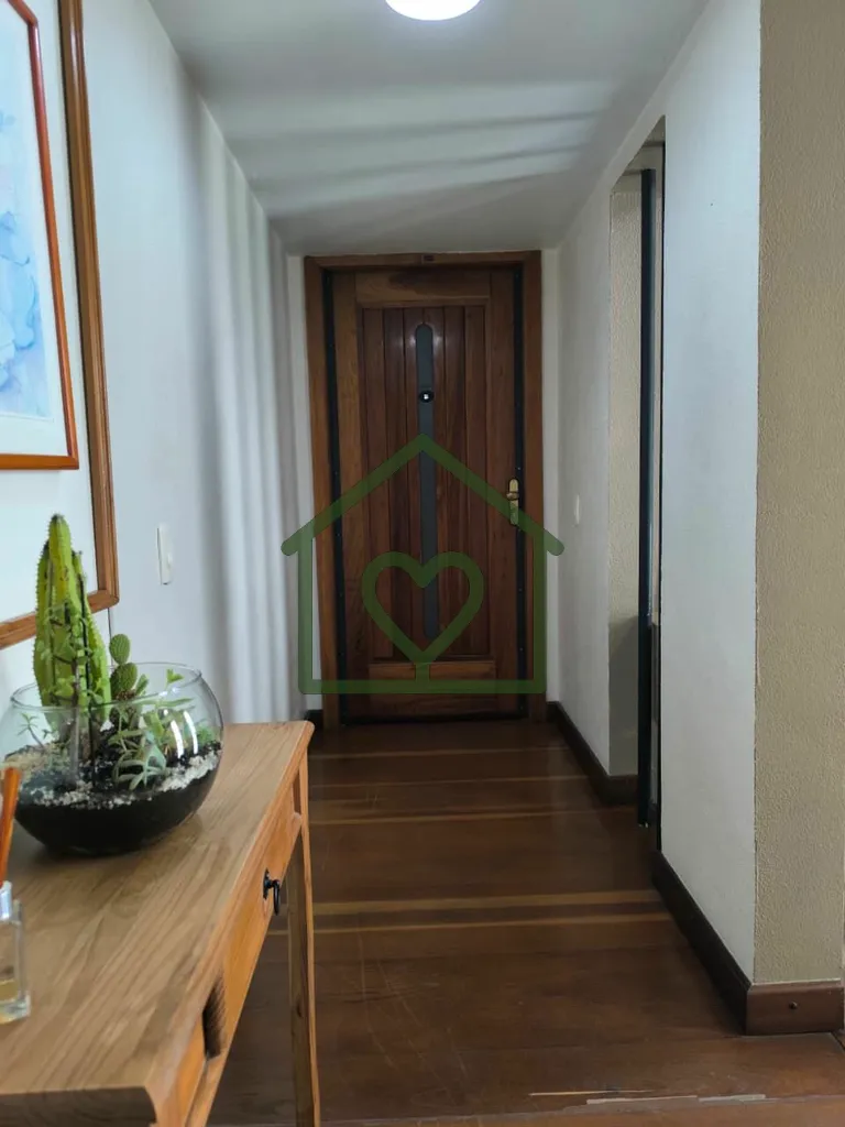 Imagem O apartamento no Condomínio Solar Higienópolis , localizado no tradicional bairro Higienópolis, e...