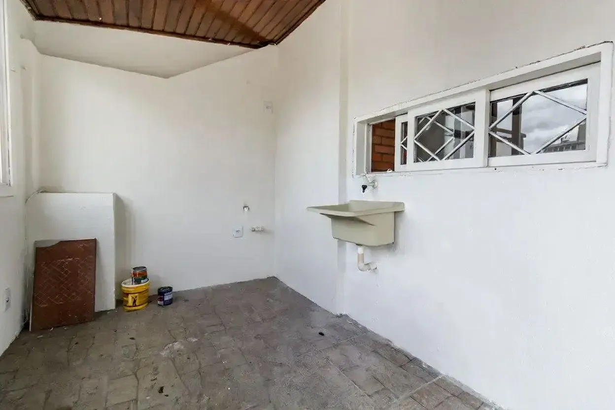 Imagem Vende-se cobertura com 1 quarto, 105m² e 1 vaga - Mont Serrat