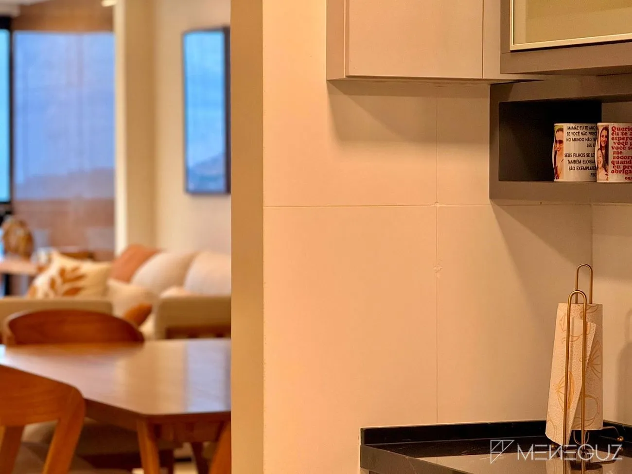 Imagem Apartamento à venda na Praia do Morro, Guarapari - 3 quartos, 2 suítes, DCE, frente mar, mobiliado