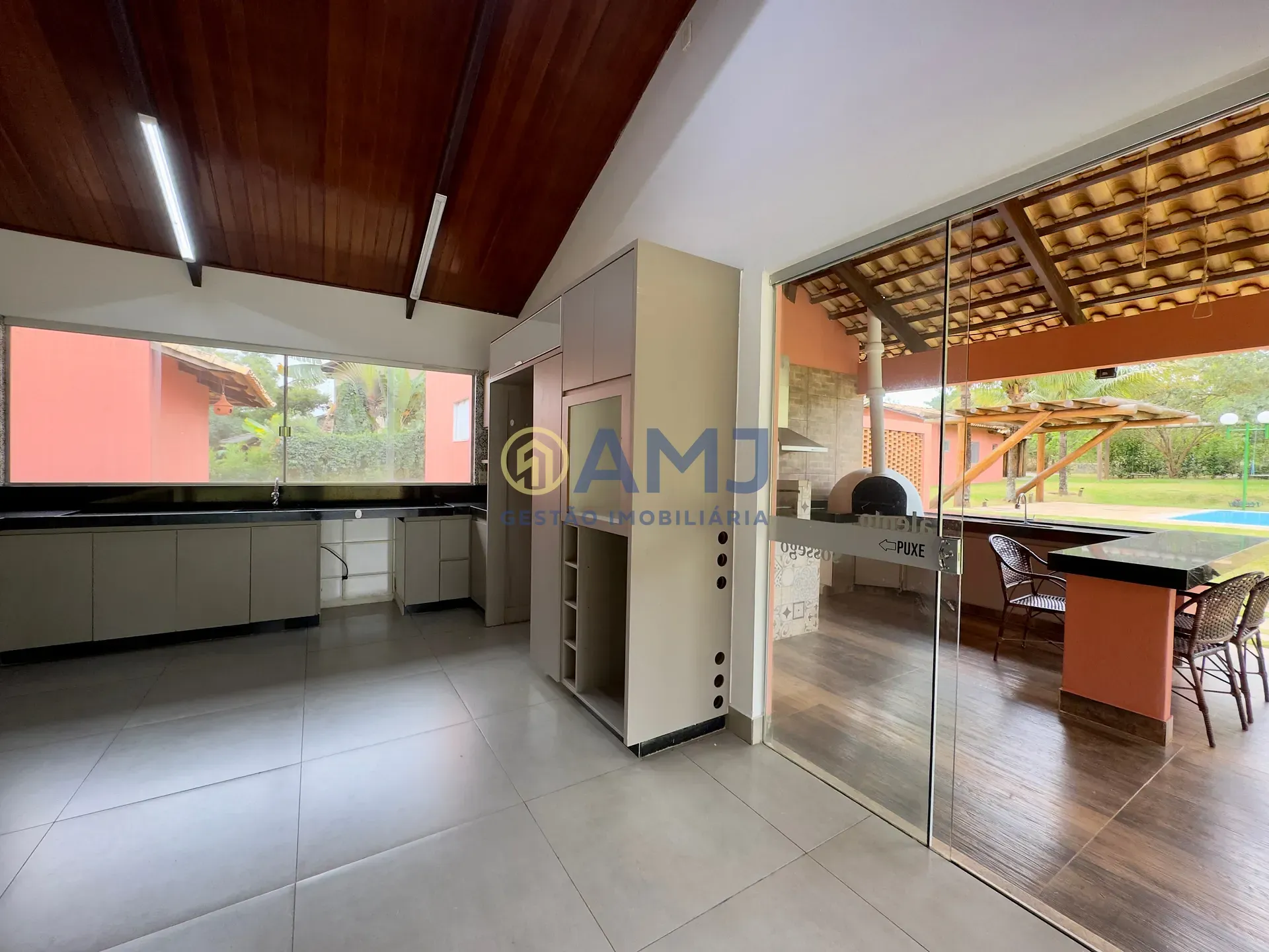 Imagem Casa de Alto Padrão para Aluguel no Condomínio Alto da Boa Vista - Senador Canedo