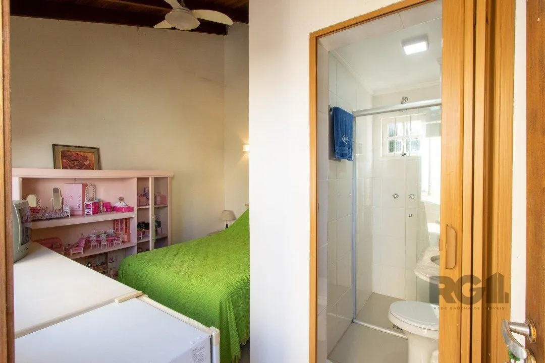 Imagem Casa para Venda - 204m², 3 quartos, 2 suites, 1 vaga - Caminhos do Sol - Guarujá